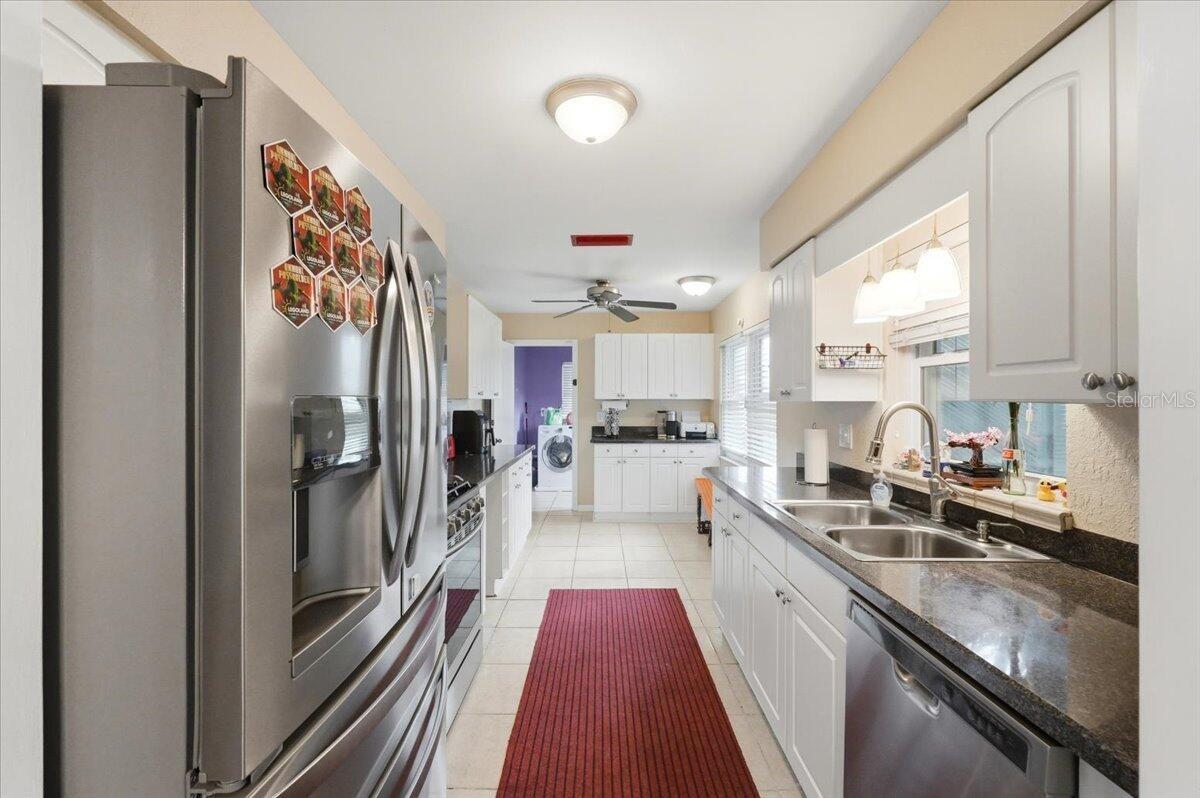 ELOISE WOODS EAST LAKE MARIAM UNIT - Residential