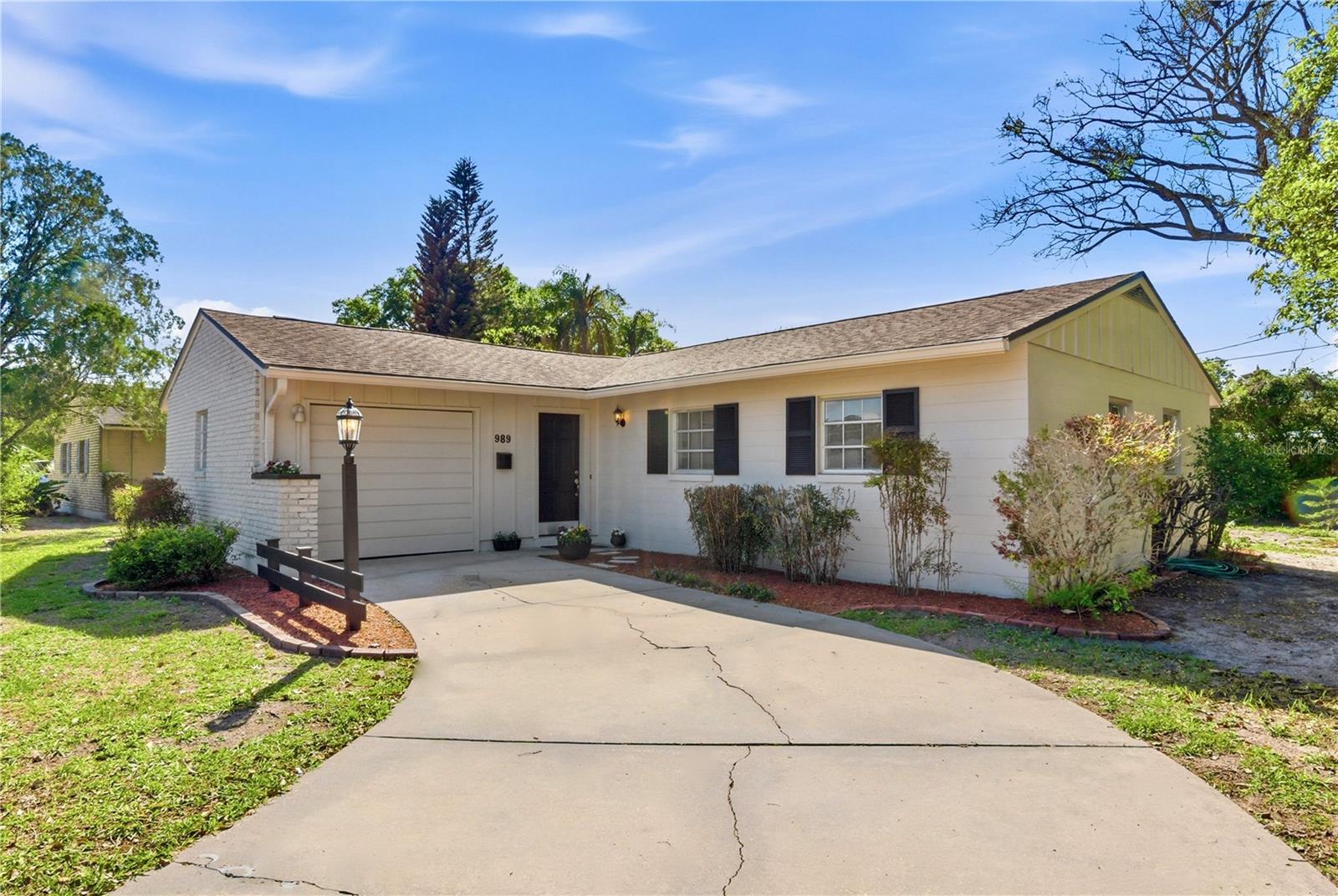 EASTBROOK - Residential