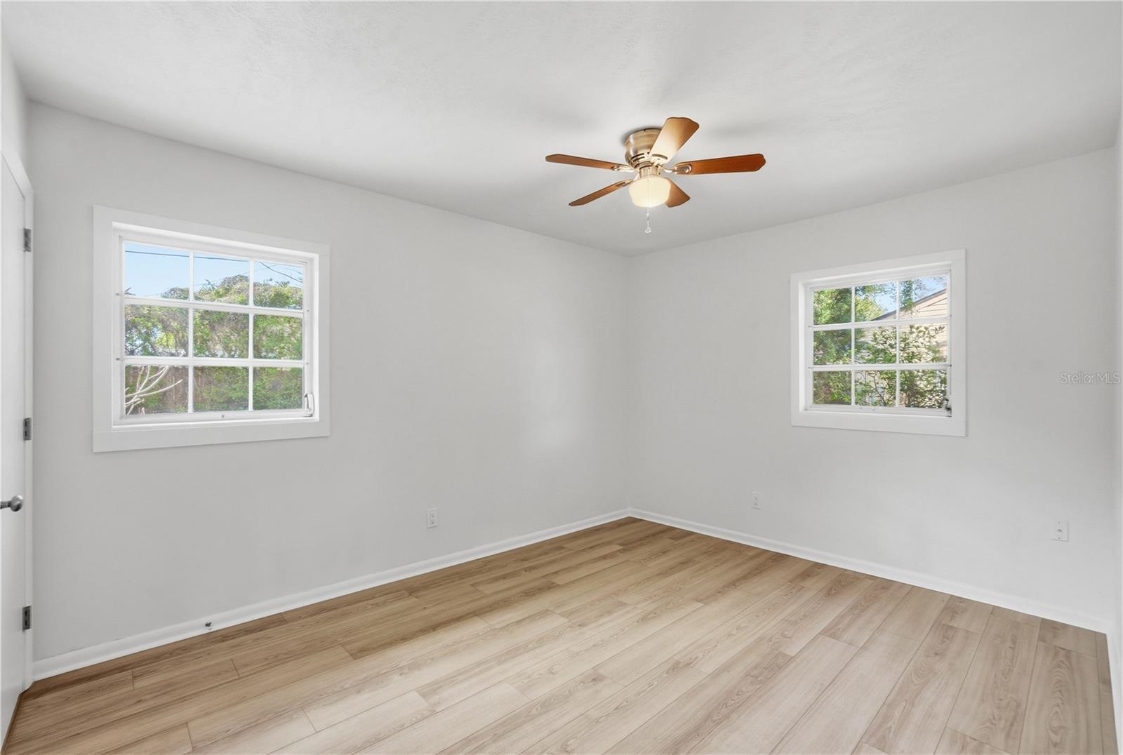 EASTBROOK - Residential