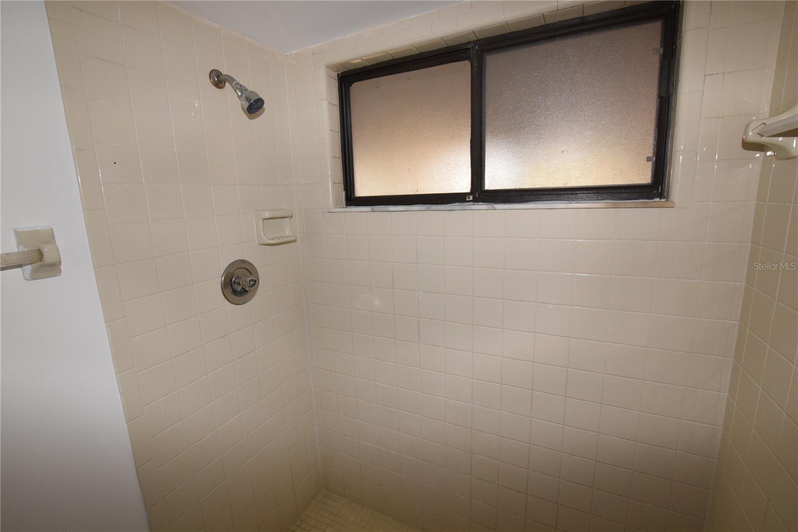 HIAWASSEE LANDINGS - Residential Lease