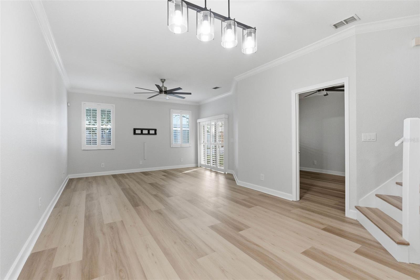 HERITAGE OAKS TWNHMS - Residential