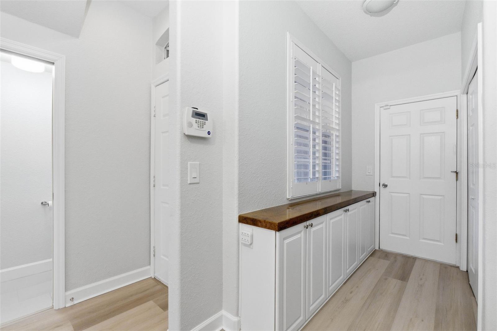 HERITAGE OAKS TWNHMS - Residential