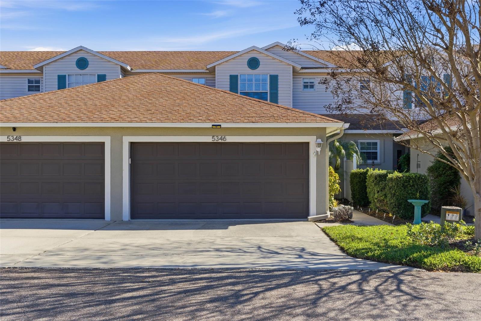 HERITAGE OAKS TWNHMS - Residential