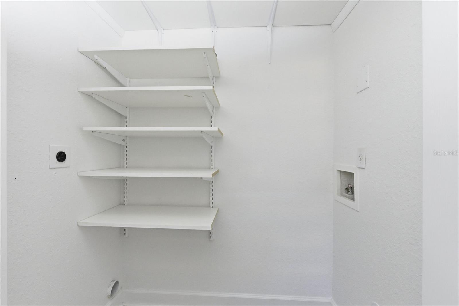 HERITAGE OAKS TWNHMS - Residential