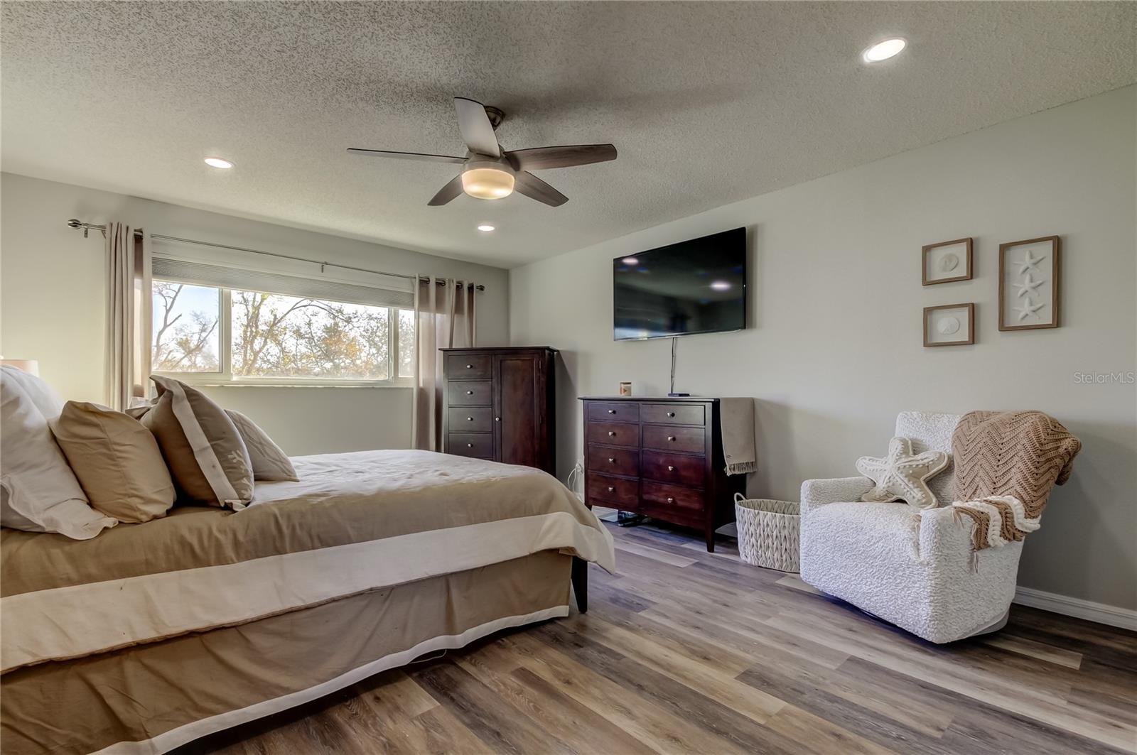 2284 PHILIPPINE DRIVE 71