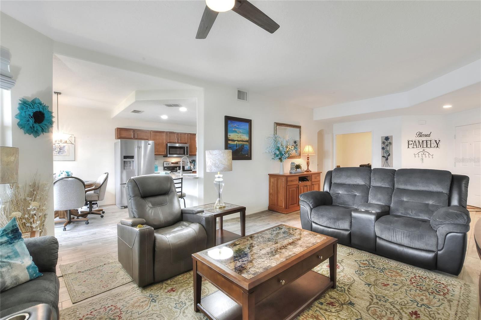 3913 SERENADE LANE 4
