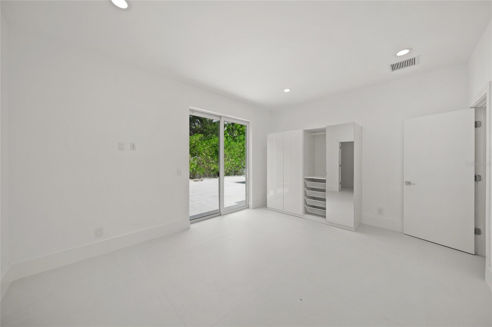 0079 - DESOTO TERRACE - Residential Lease