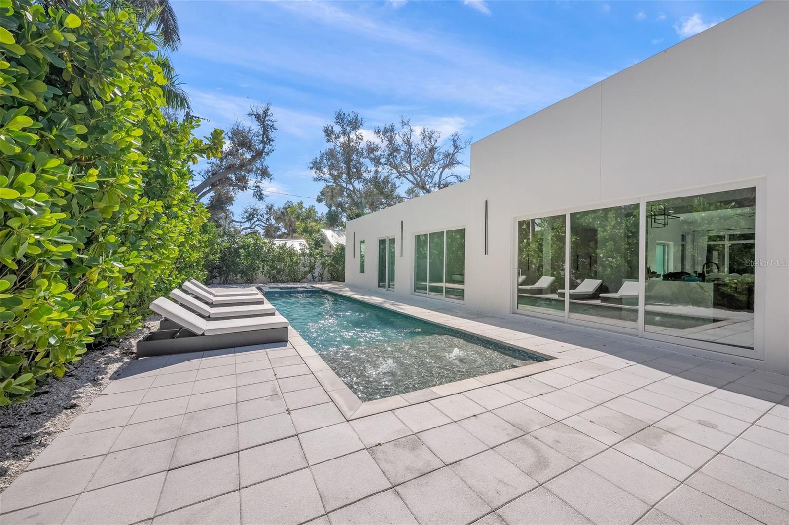 0079 - DESOTO TERRACE - Residential Lease