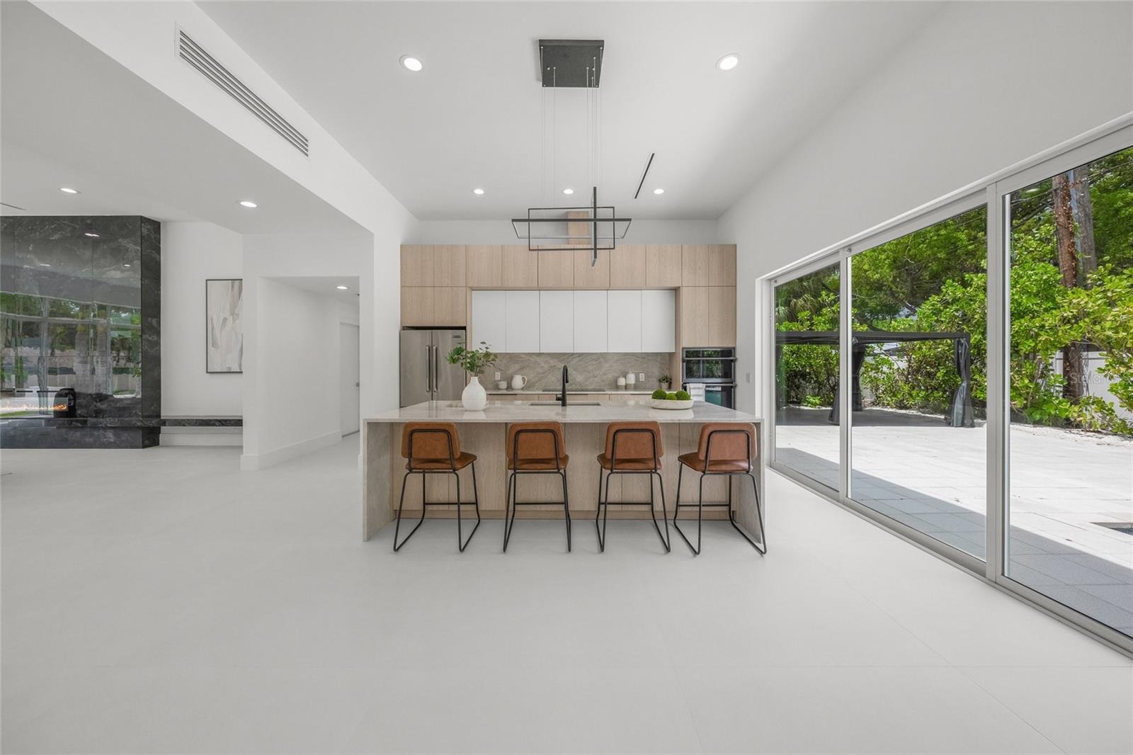 0079 - DESOTO TERRACE - Residential Lease