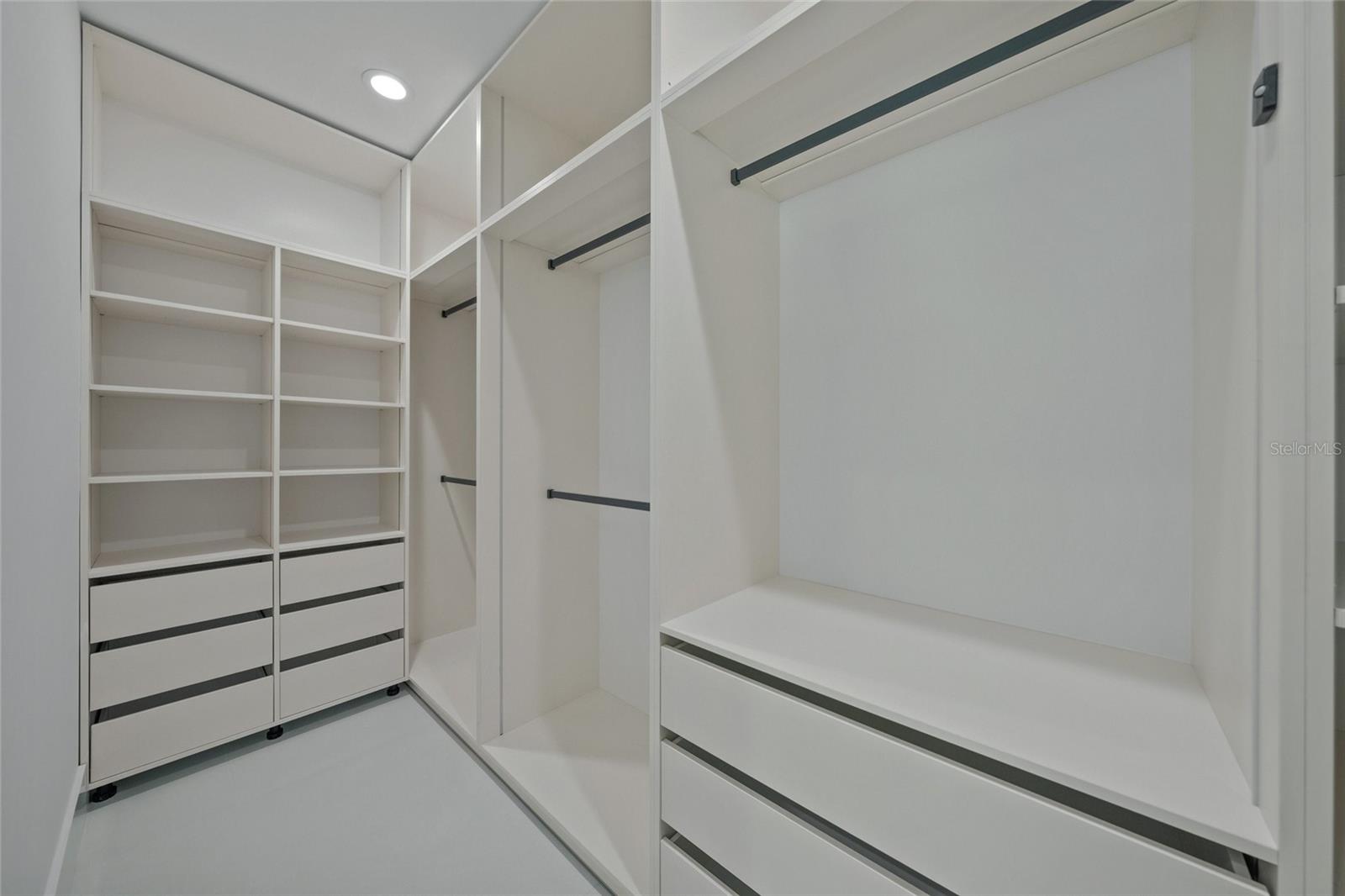 0079 - DESOTO TERRACE - Residential Lease