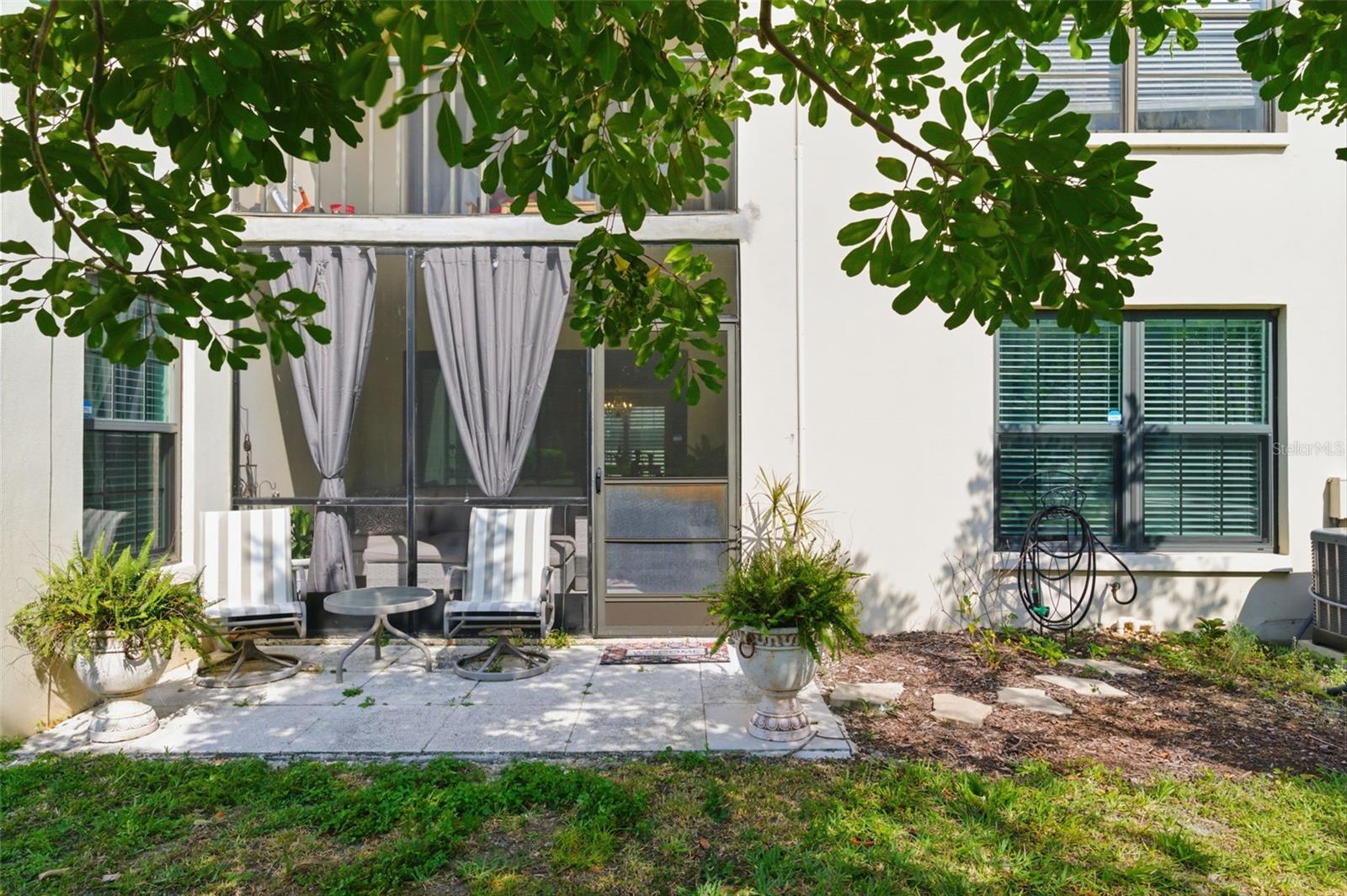 BORDEAUX VILLAGE - Residential