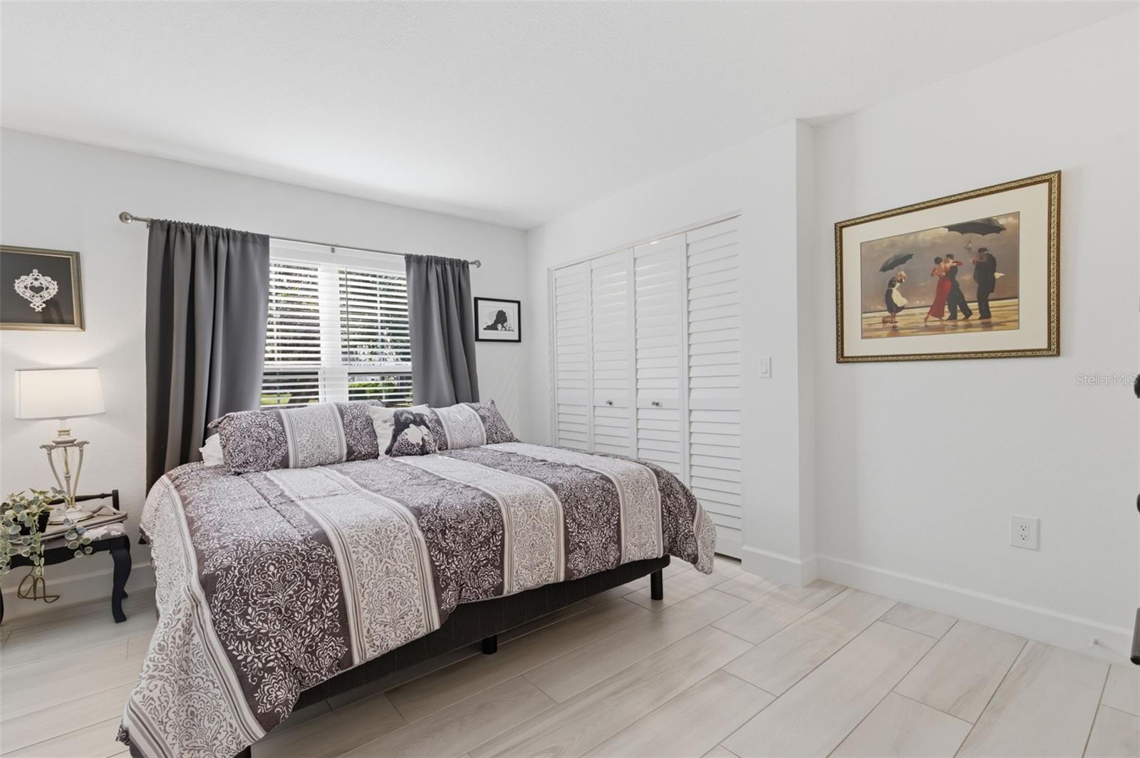 BORDEAUX VILLAGE - Residential