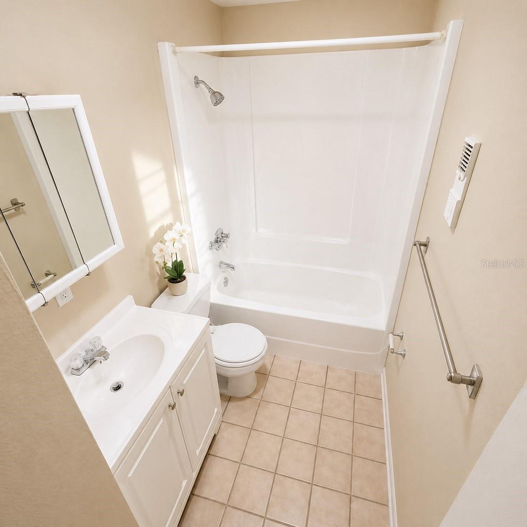 MORNINGSIDE EAST CONDO 3 - Residential