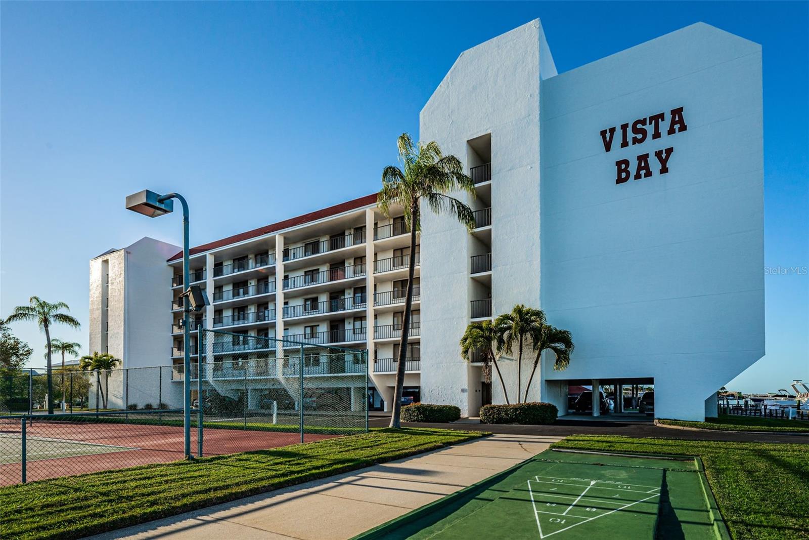VISTA BAY CONDO I PH I - Residential