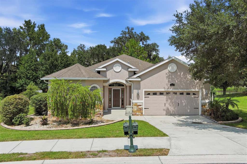 Photo of 3803 SE 6th Avenue, Ocala, FL 34480 (MLS # G5116048)