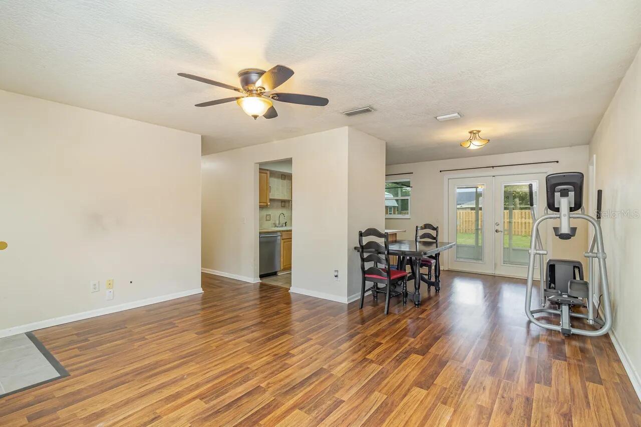 1399 HELLIWELL STREET NW