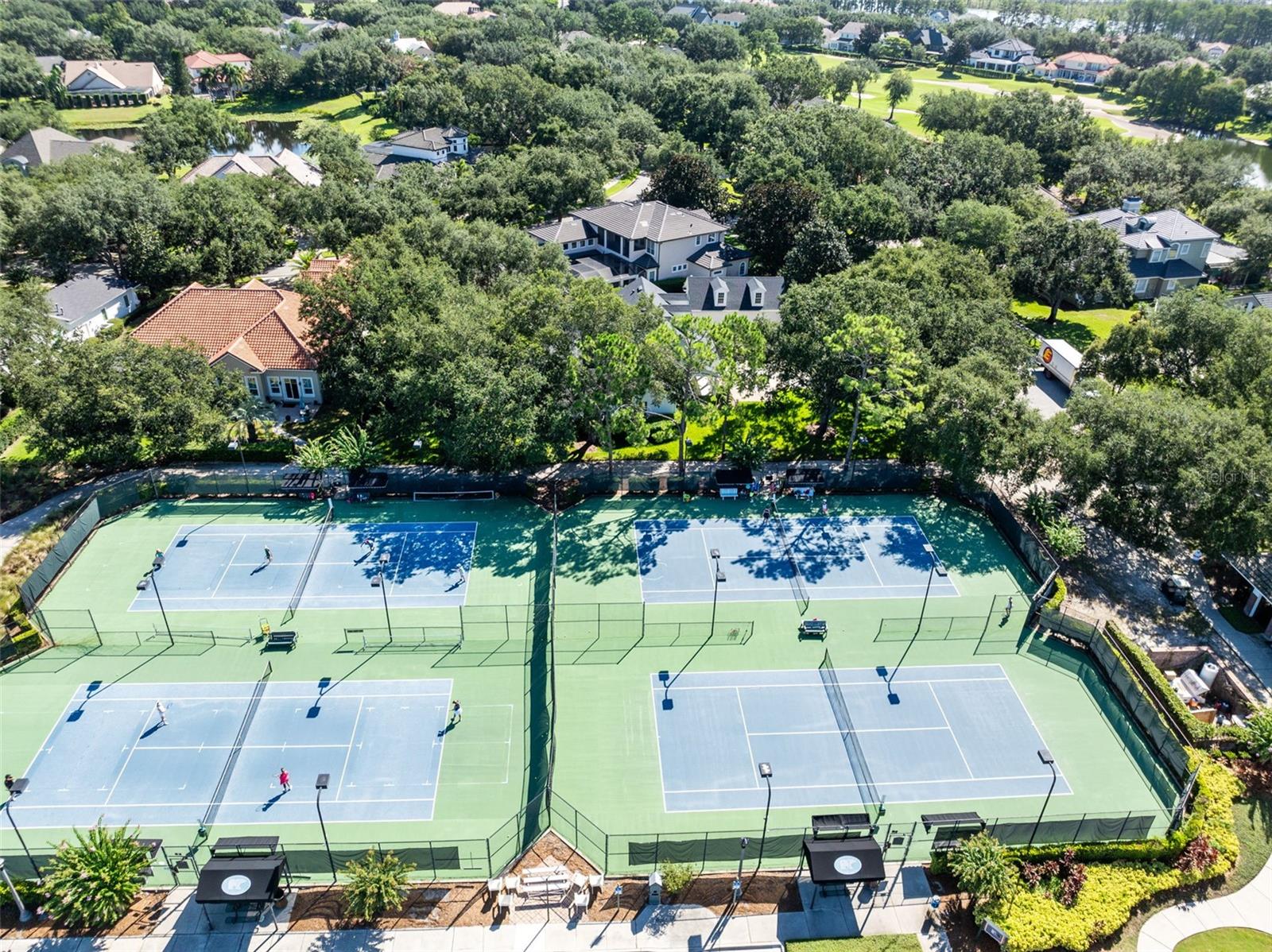 KEENES POINTE - Land