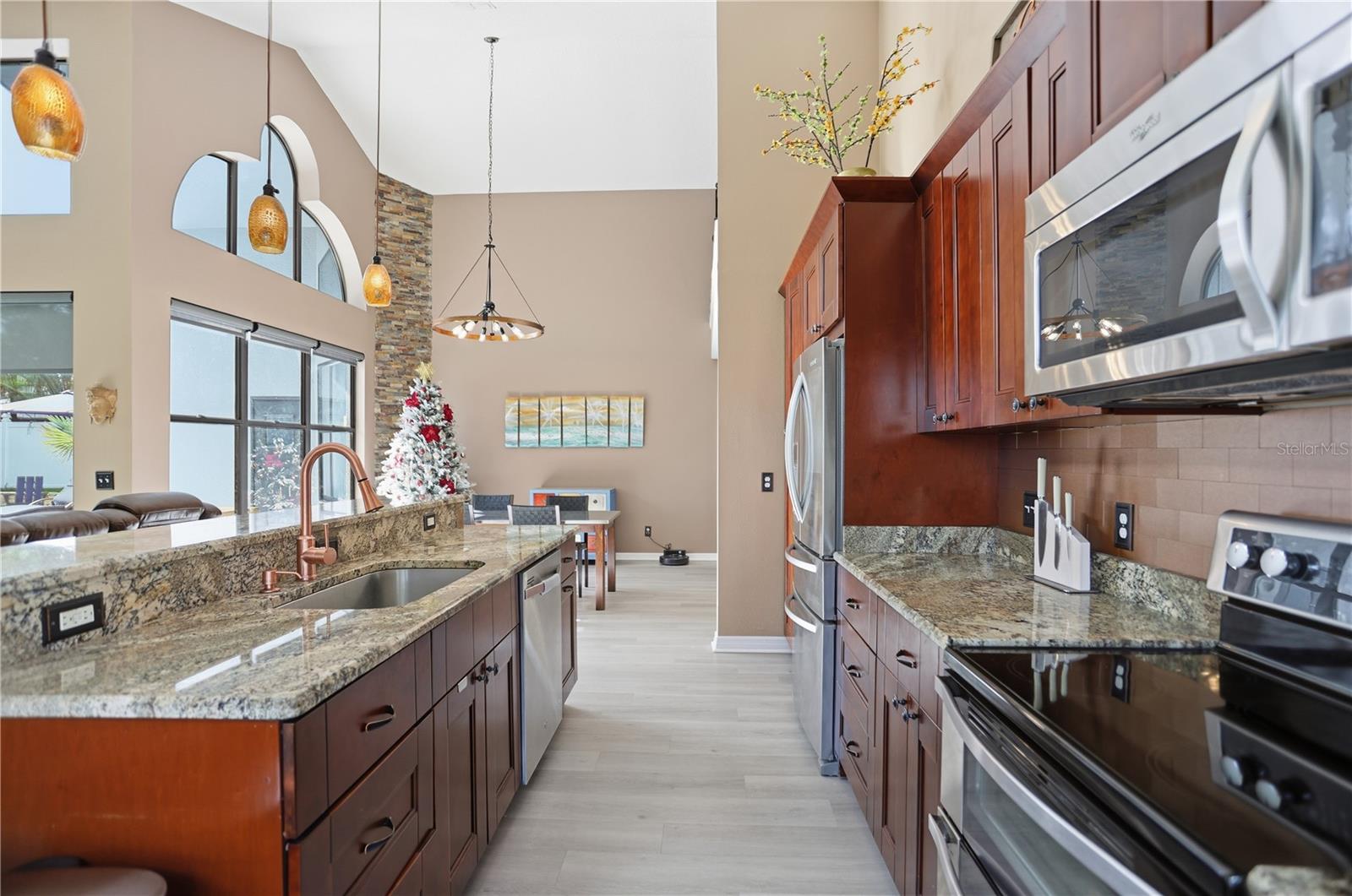 GATLIN PLACE PH 02 - Residential