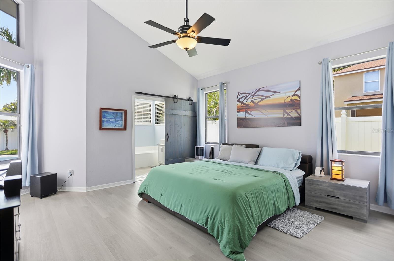 GATLIN PLACE PH 02 - Residential