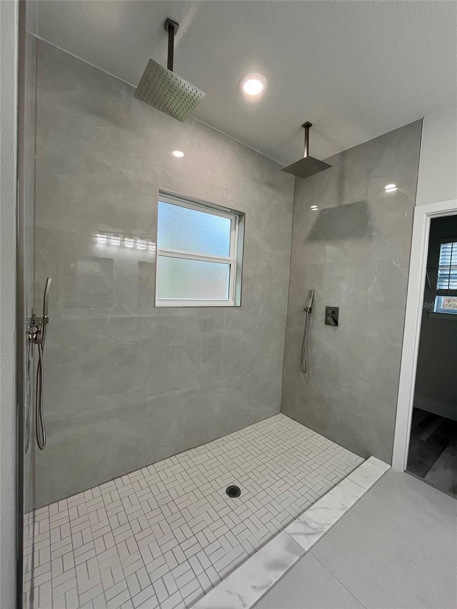 CITRUS SPGS UNIT 23 - Residential