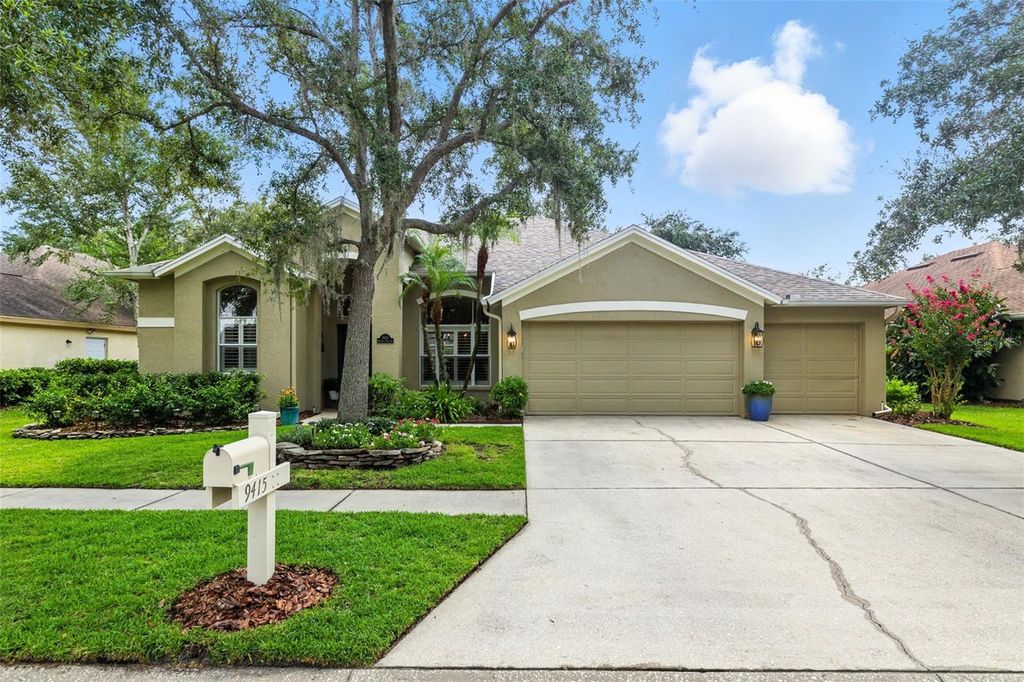 Photo of 9415 Hunters Pond Drive, Tampa, FL 33647 (MLS # TB8419713)