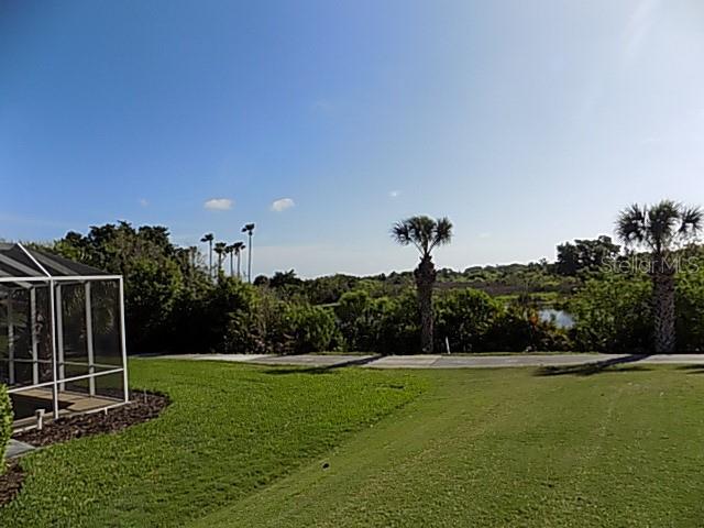 HERITAGE OAKS GOLF & COUNTRY CLUB - Residential