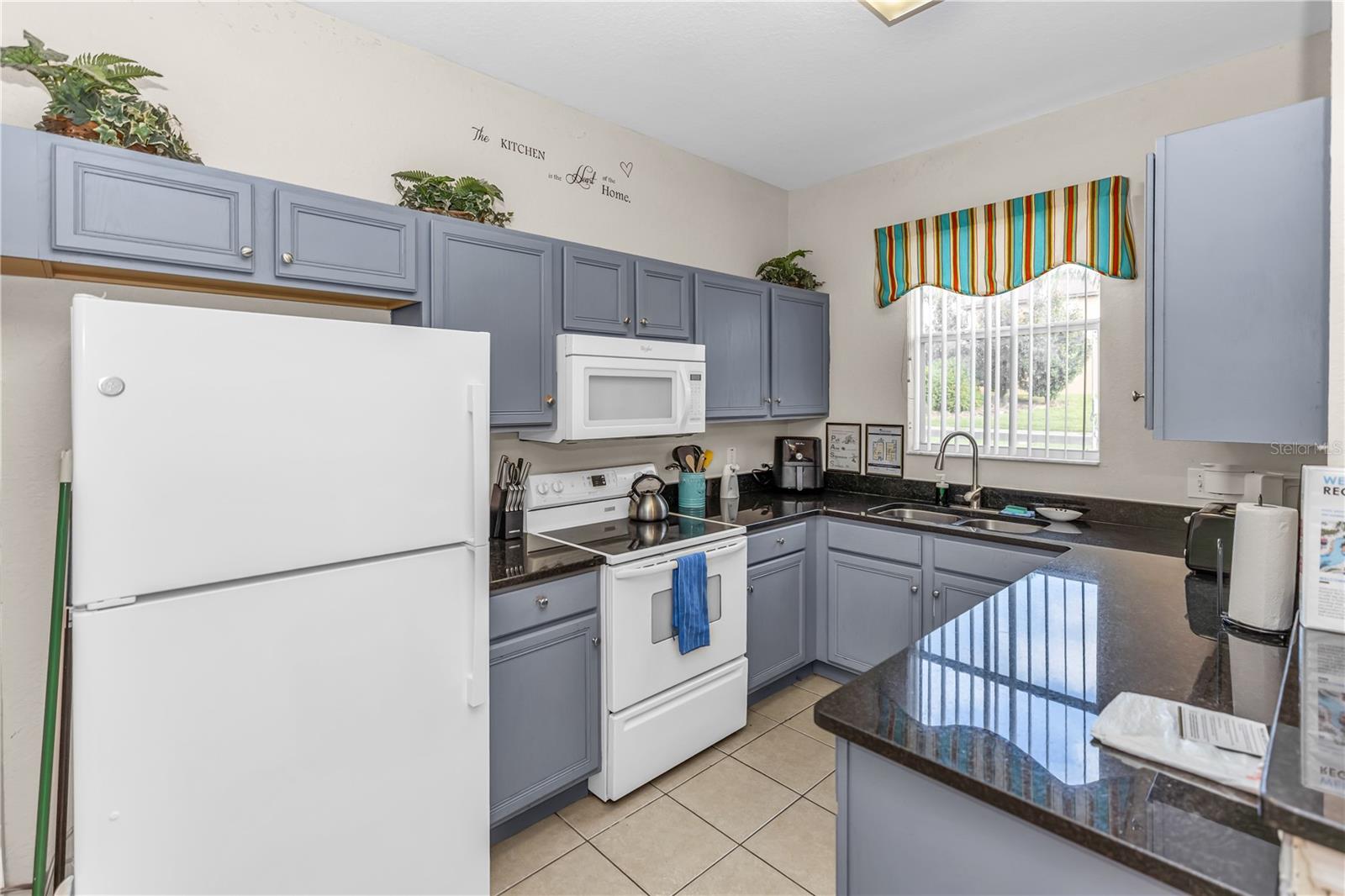 REGAL PALMS AT HIGHLAND RESERVE PH 04 - Residential