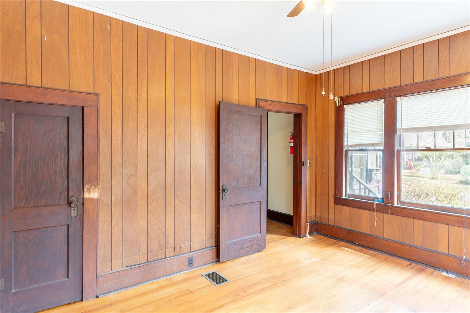 ELLIOT & LENGLE ADDN-HIGHLAND HEIGHTS - Residential