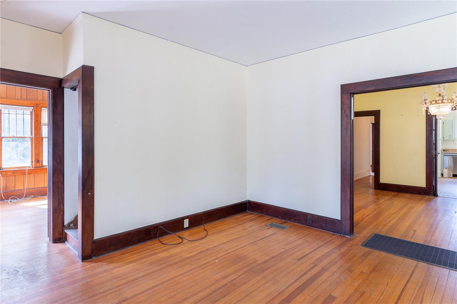 ELLIOT & LENGLE ADDN-HIGHLAND HEIGHTS - Residential