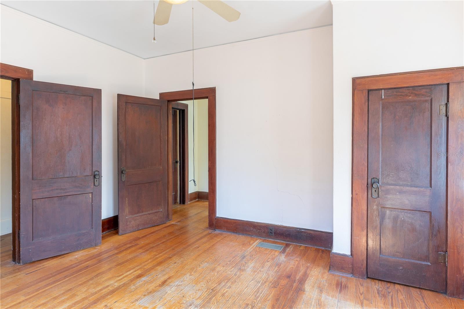 ELLIOT & LENGLE ADDN-HIGHLAND HEIGHTS - Residential