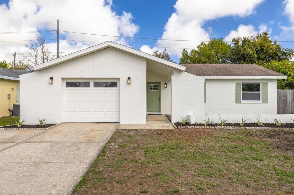 Photo of 616 5th Avenue SE, Largo, FL 33771 (MLS # TB8485156)