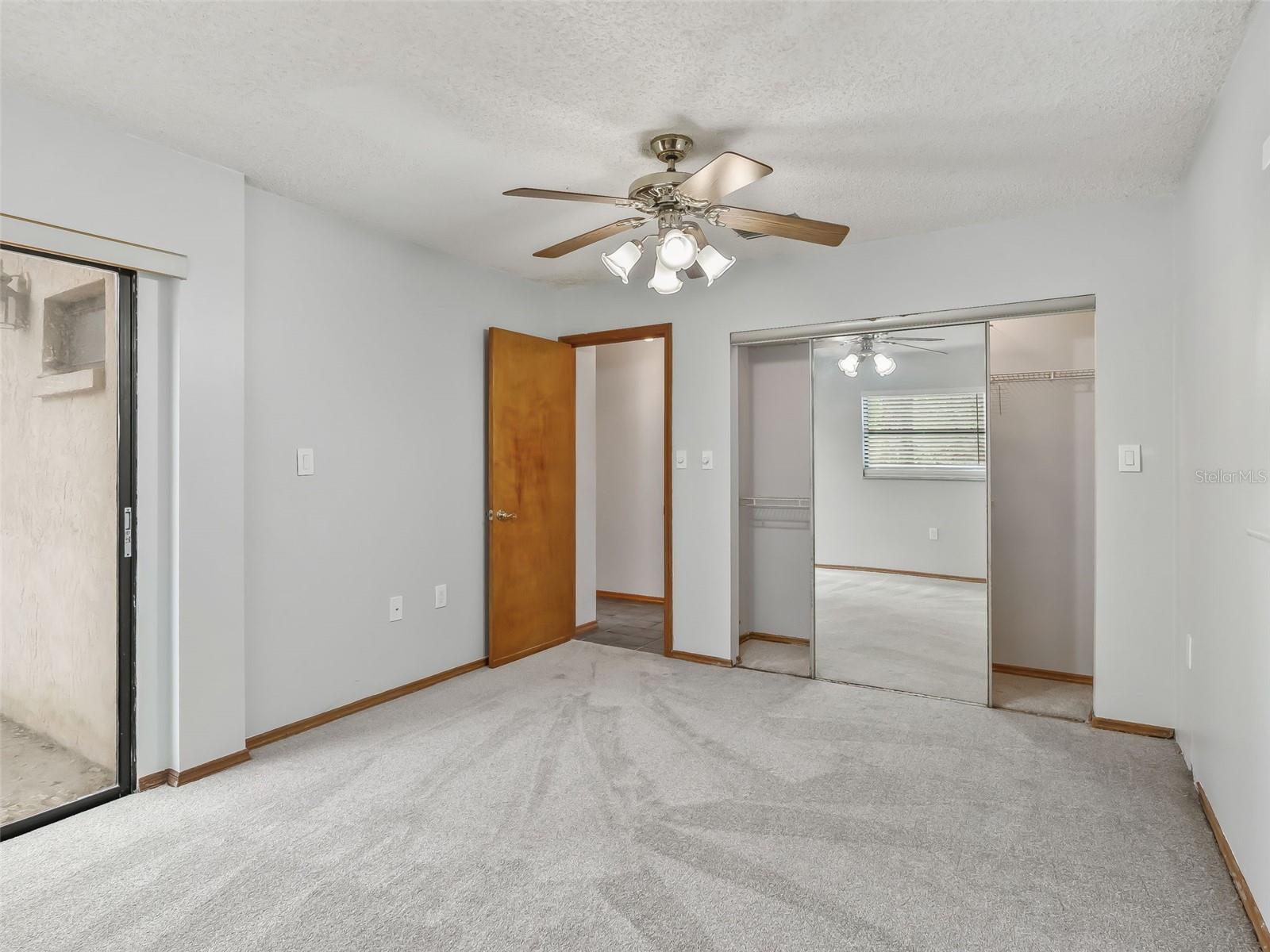 ROYAL OAKS RETREATS - Residential