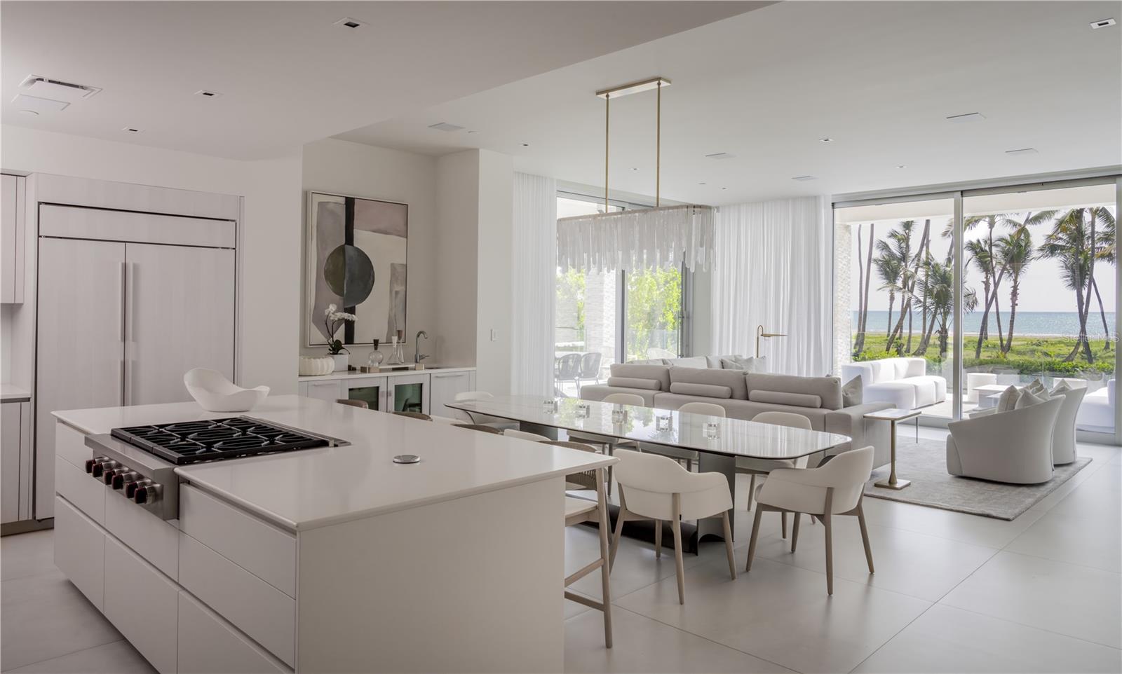 Ocean Drive FOUR SEASONS PRIVATE RESIDENCES 6101
