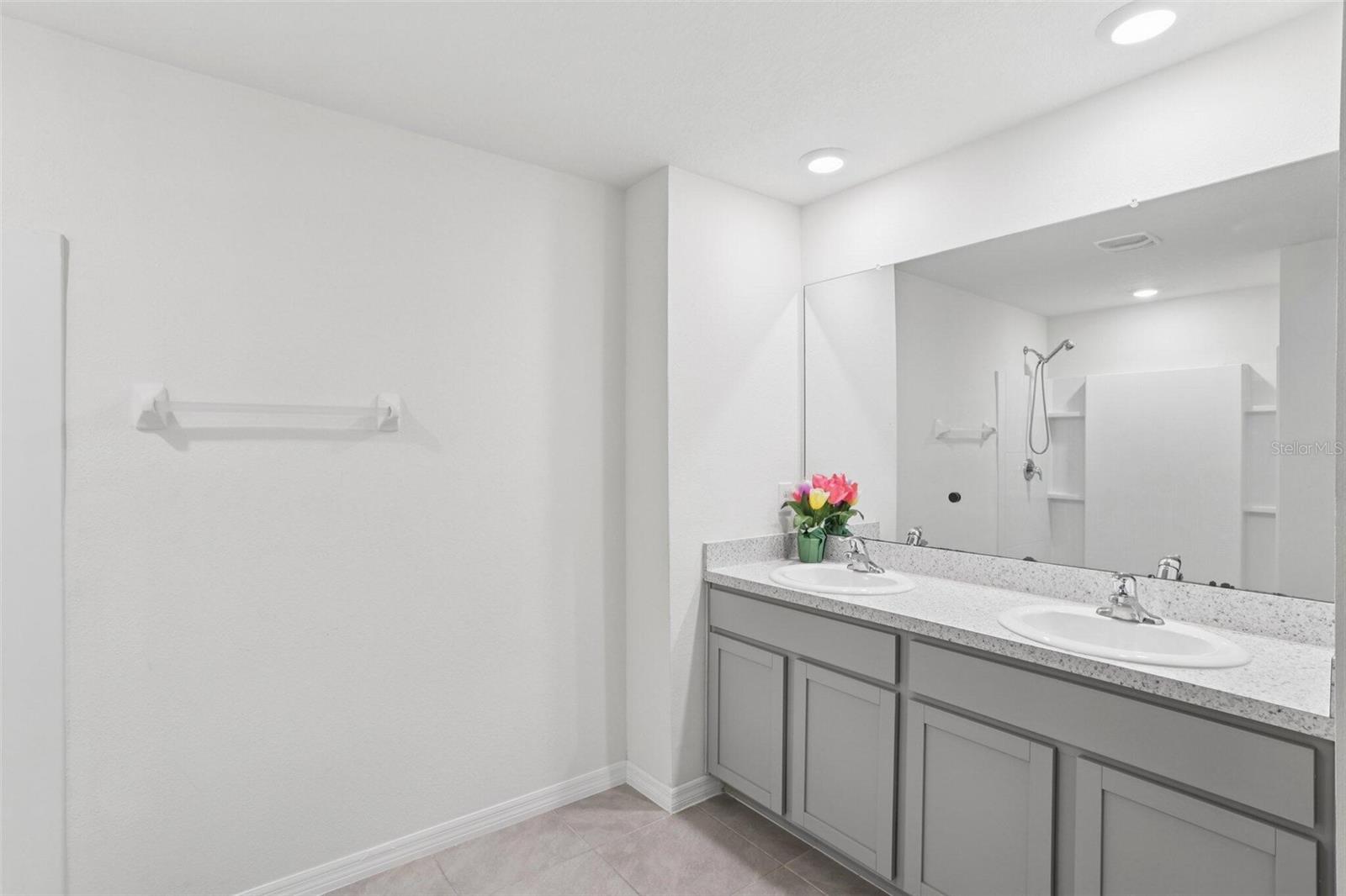 ZEPHYR LAKES SUB - Residential