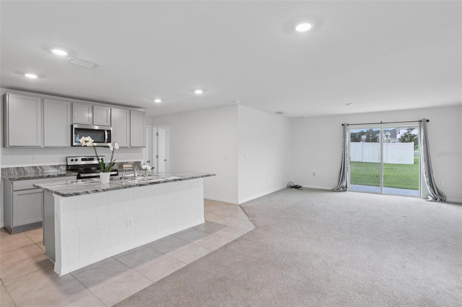 ZEPHYR LAKES SUB - Residential