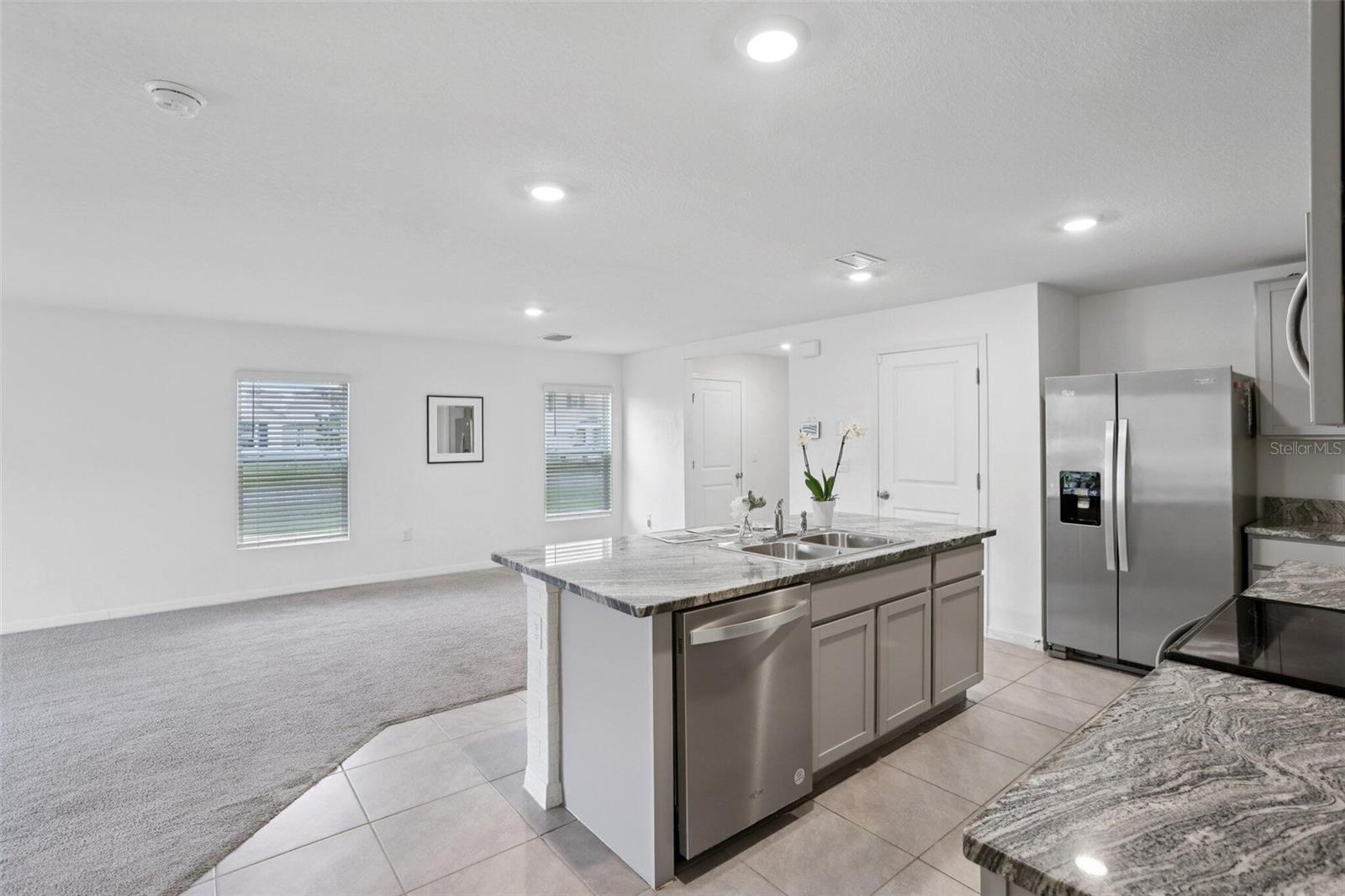 ZEPHYR LAKES SUB - Residential