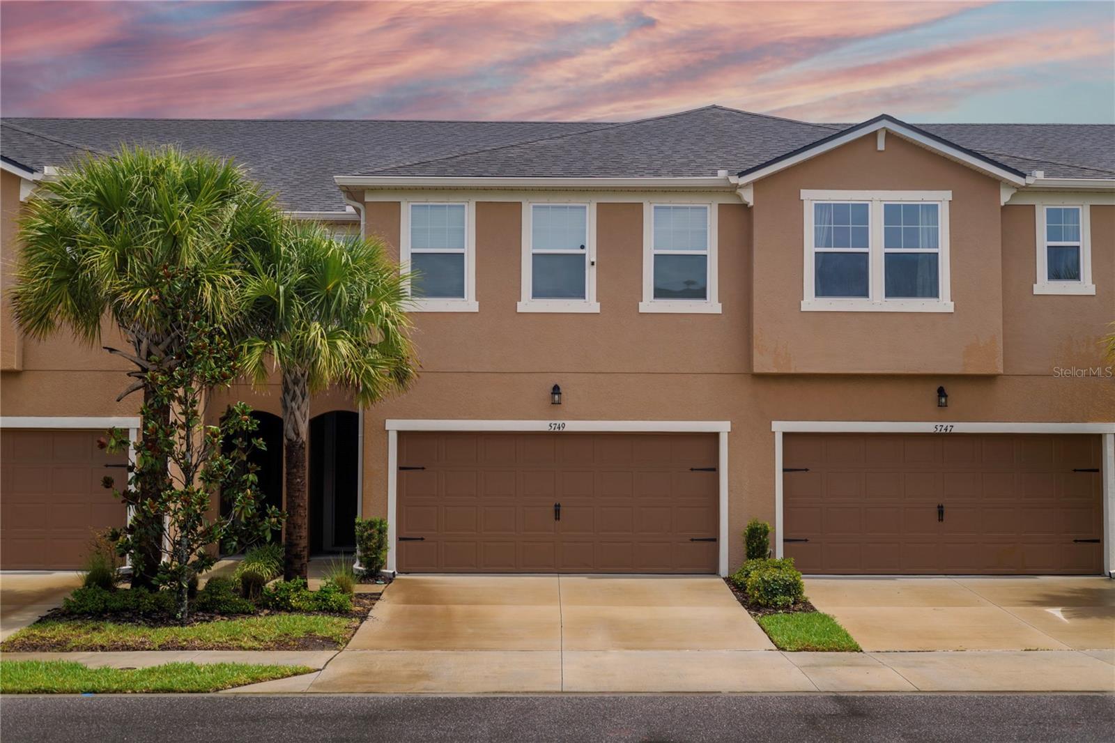 You won't want to miss this beautiful townhome in the heart of Lutz for rent in the gated community of Avea Pointe! Built in 2022, everything is less than 3 years old and looks brand new! This 3 bedroom, 2 and a half bath, 2 car garage also boasts a large loft space and is conveniently located across from the luxurious community pool! Avea Pointe is conveniently located off Van Dyke Rd and the Expressway for easy commute! And is in an all A rated school zone (Schwarzkopt, Martinez and Steinbrenner).
Tenants should make minimum 2.5-3x rent, and be able to pass a background/credit check. All tenants over the age of 18 will be required to apply and pass screening. Tenants will be required to maintain rental insurance during entire tenancy.