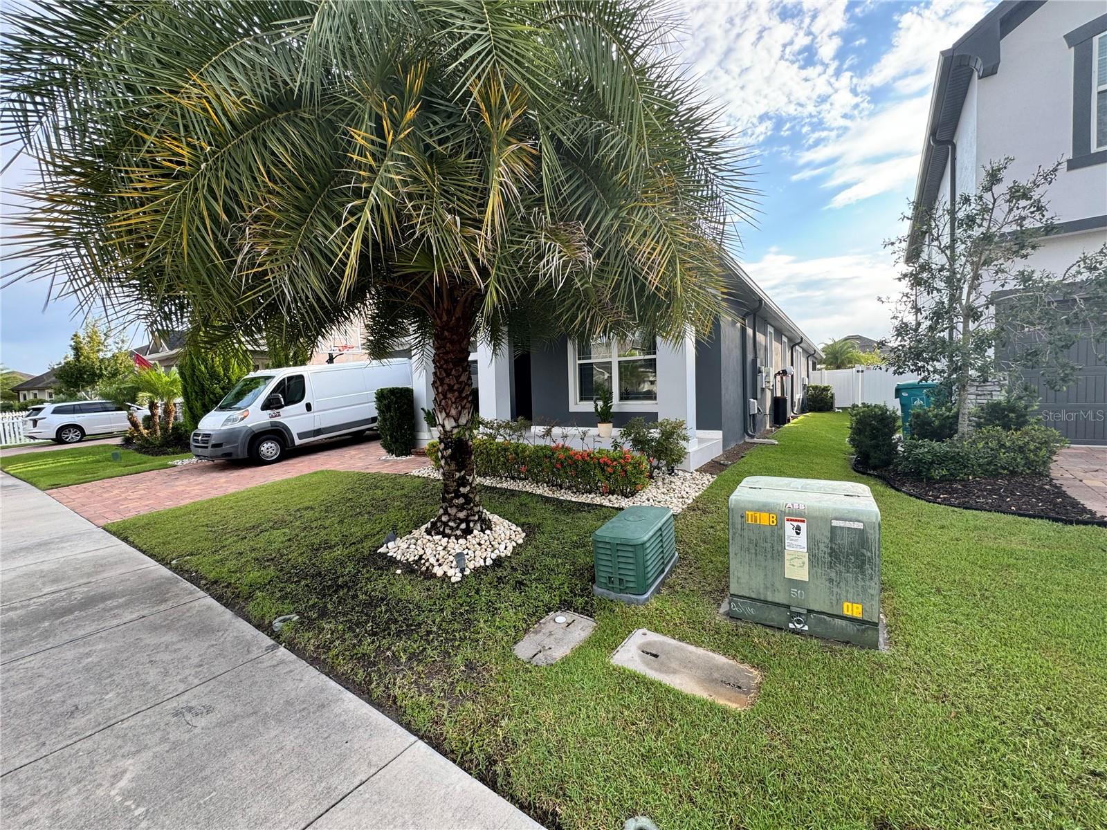 Photo 3 of 35 of 8019 BUSHMASTER AVENUE house