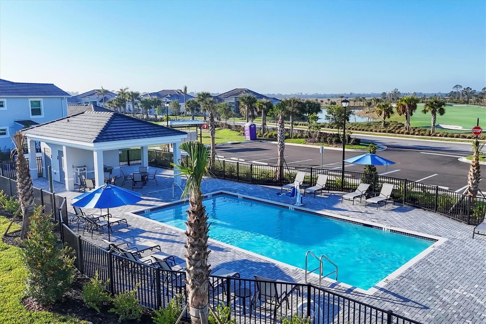 WELLEN PARK GOLF & COUNTRY CLUB - Residential