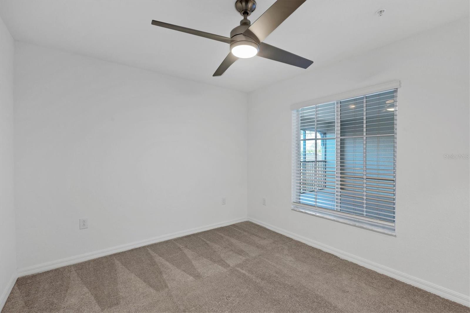 WELLEN PARK GOLF & COUNTRY CLUB - Residential