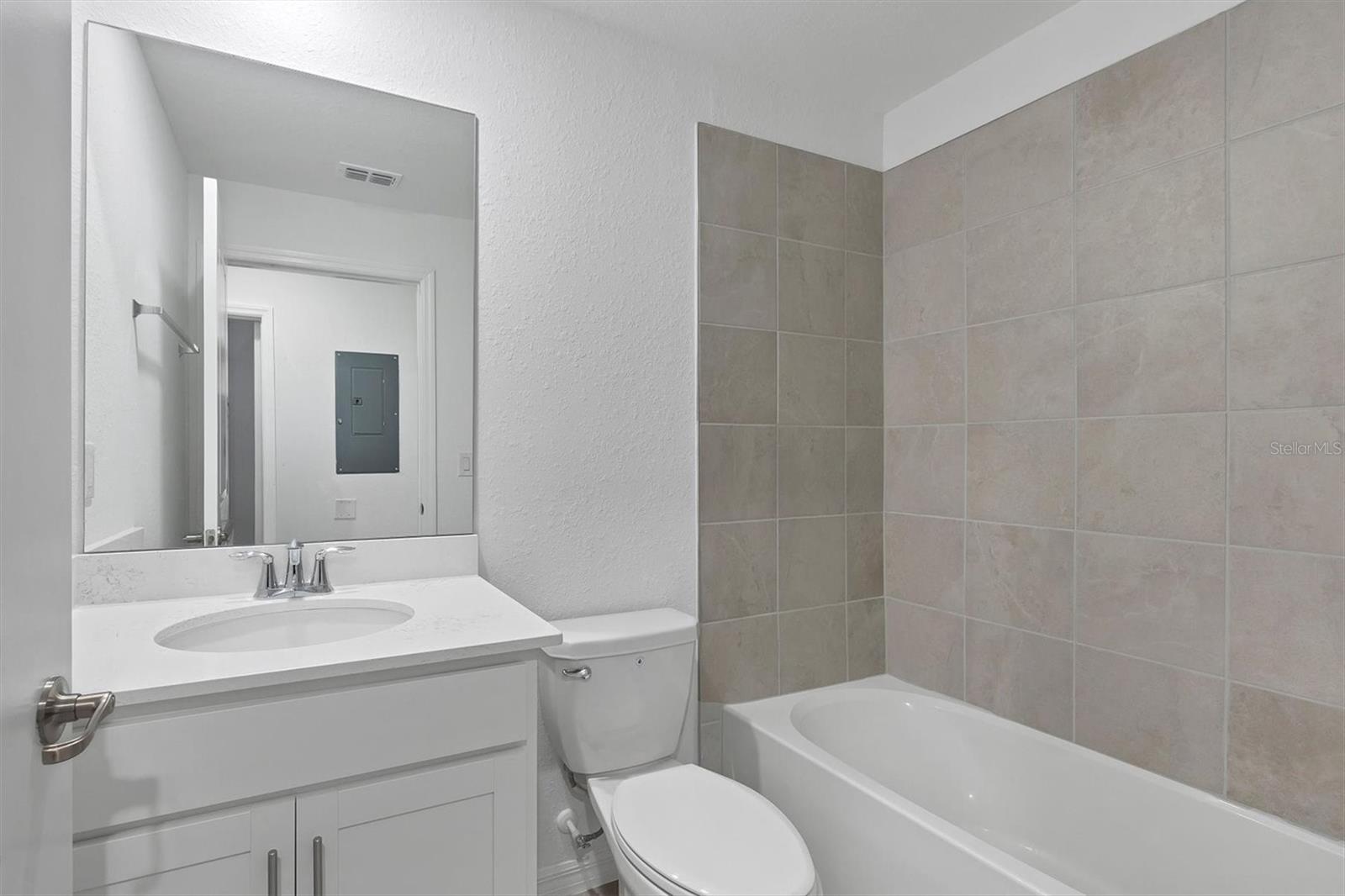 WELLEN PARK GOLF & COUNTRY CLUB - Residential