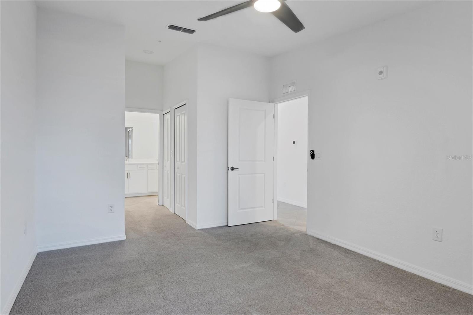 WELLEN PARK GOLF & COUNTRY CLUB - Residential