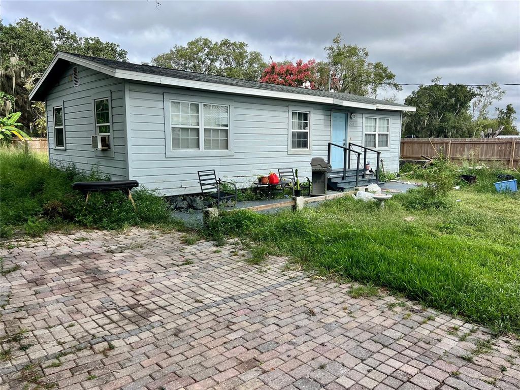Photo of 2652 SW Terrell Street, Arcadia, FL 34266 (MLS # TB8437121)