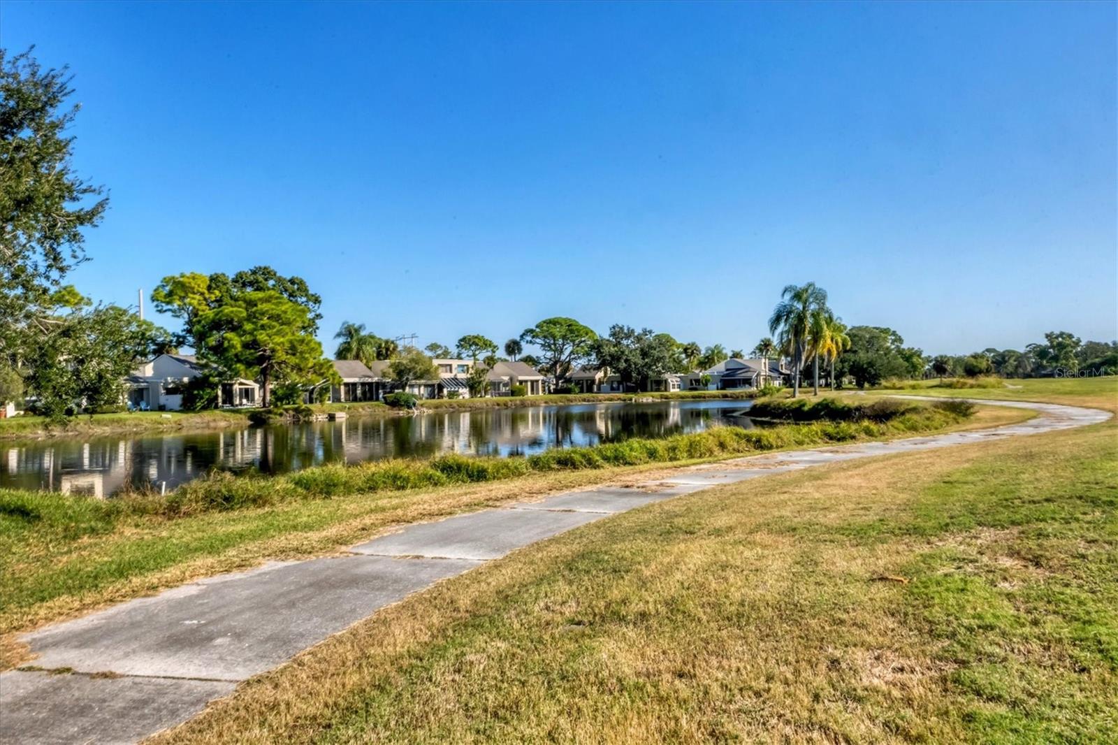 MEADOWLAKE IV - Residential