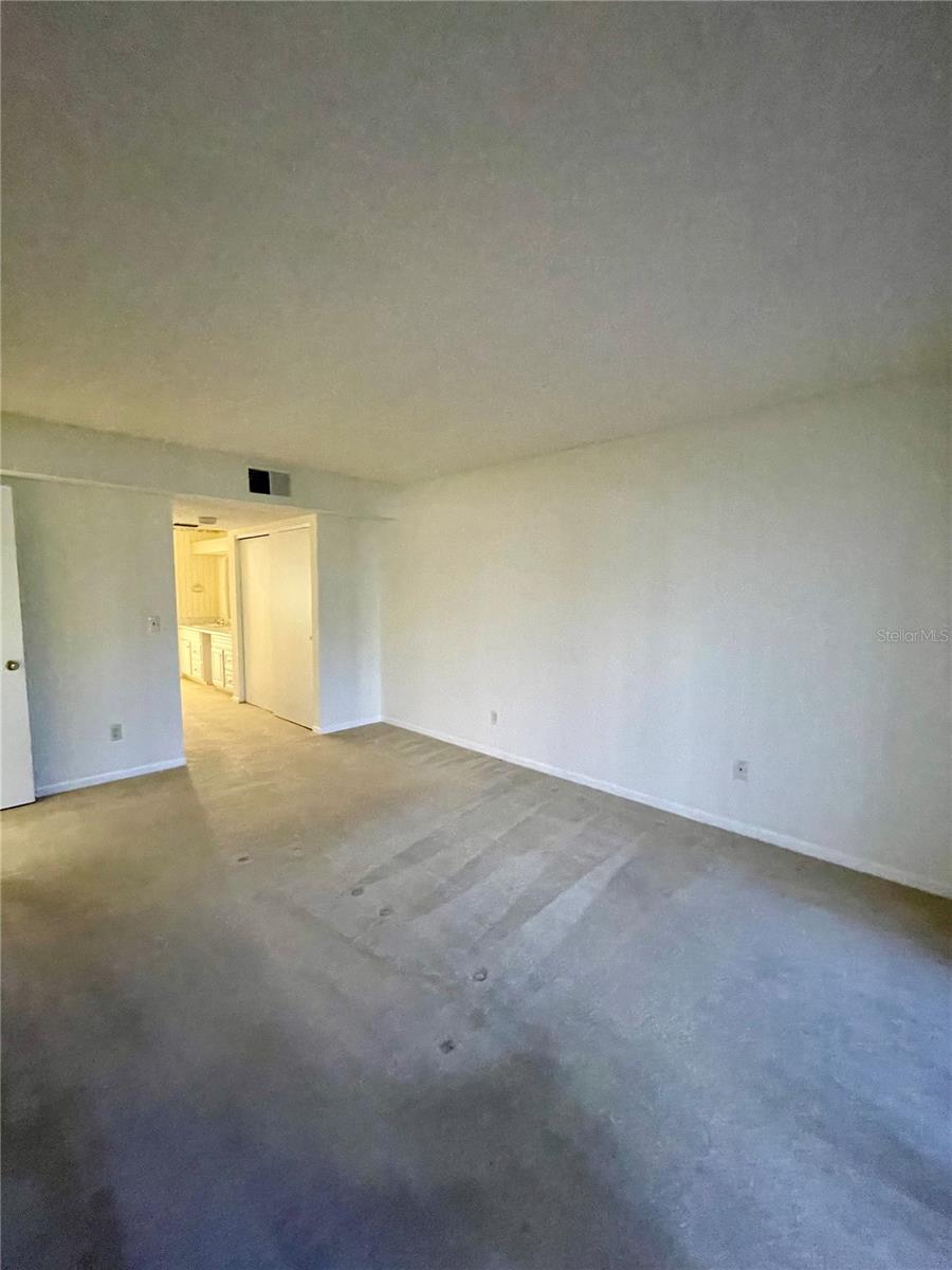 MEADOWLAKE IV - Residential