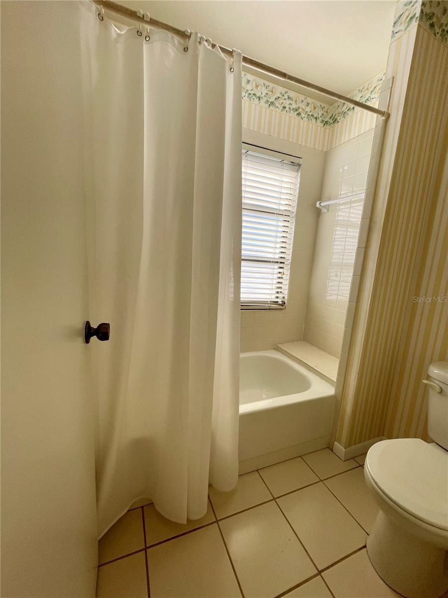 MEADOWLAKE IV - Residential