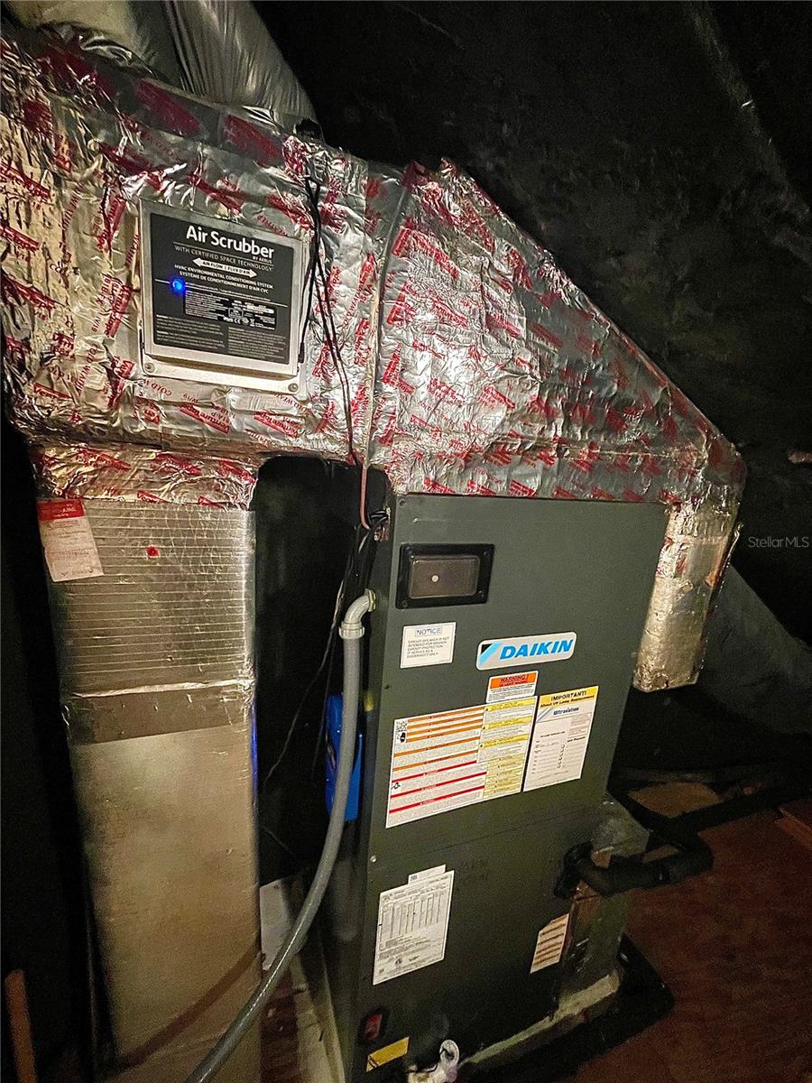 MEADOWLAKE IV - Residential