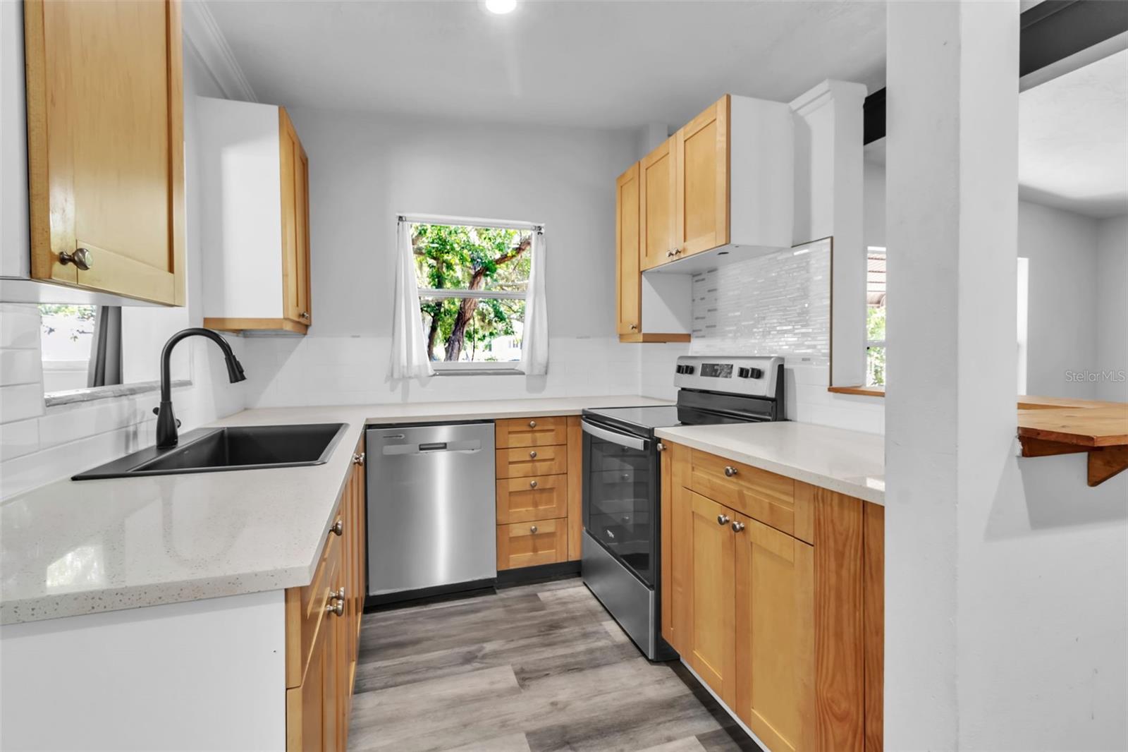 AZALEA TERRACE REP - Residential