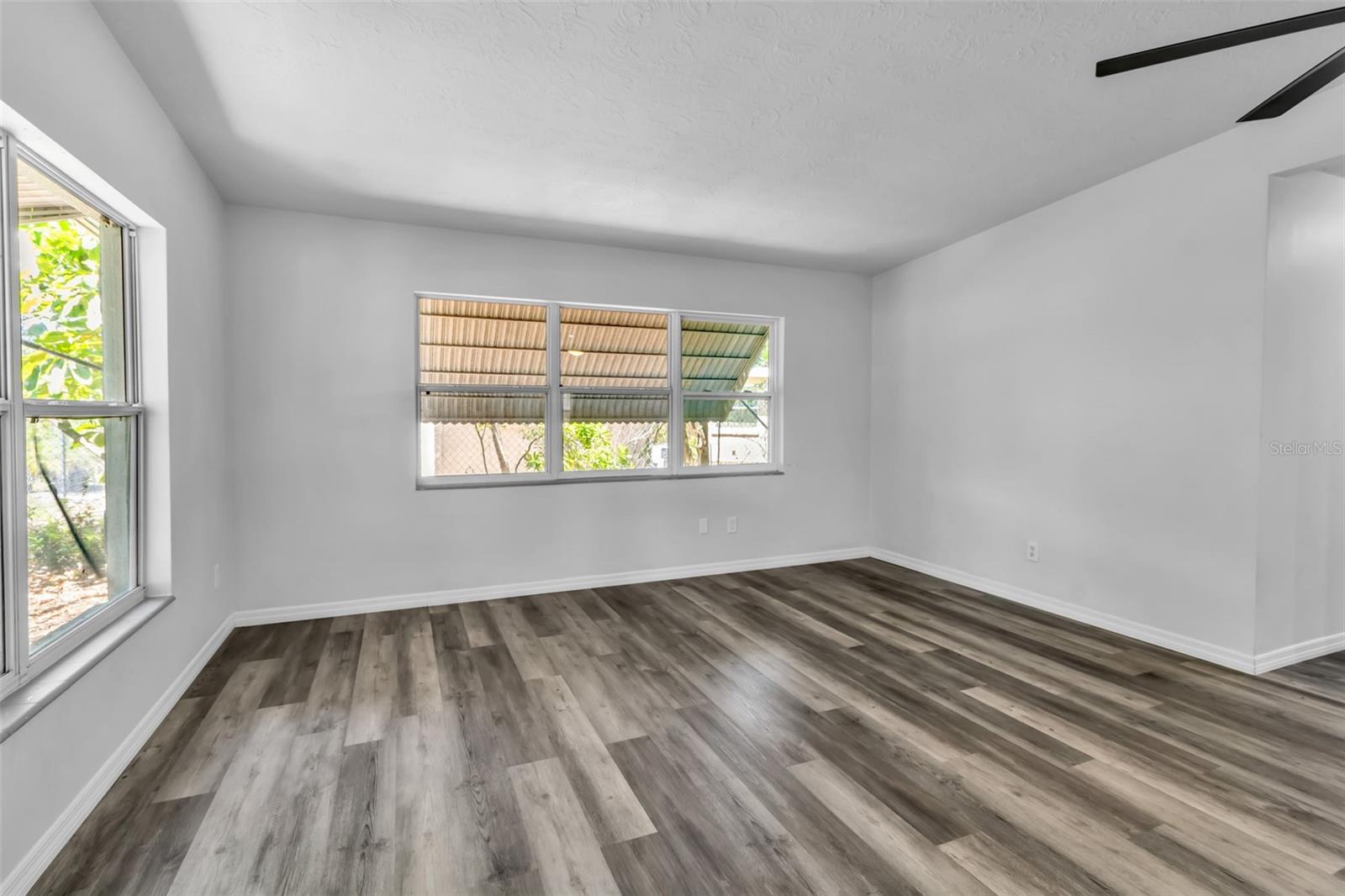 AZALEA TERRACE REP - Residential