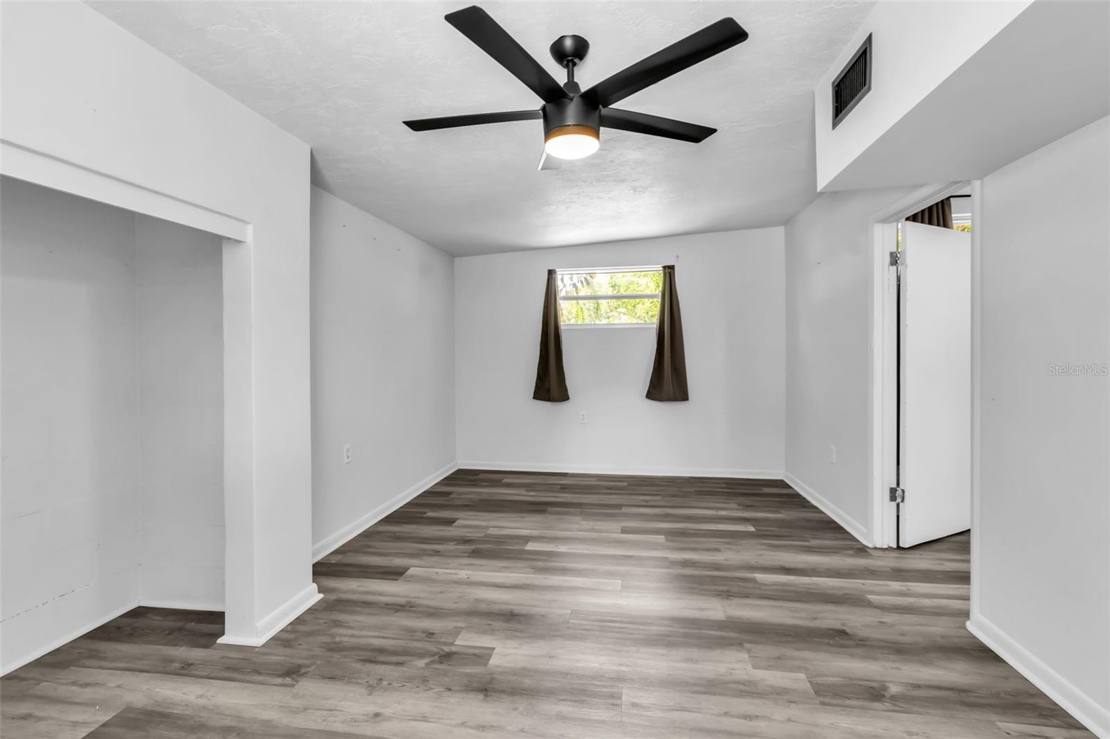 AZALEA TERRACE REP - Residential